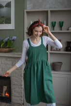 Load image into Gallery viewer, 100% Linen French Apron in Pine Green