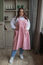 Load image into Gallery viewer, 100% Linen French Apron in Pink