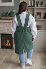 Load image into Gallery viewer, 100% Linen Japanese Apron in Pine Green
