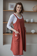 Load image into Gallery viewer, 100% Linen French Apron in Terracotta