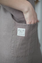 Load image into Gallery viewer, 100% Linen Japanese Apron in Truffle