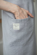 Load image into Gallery viewer, 100% Linen Japanese Apron in Light Grey