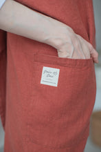 Load image into Gallery viewer, 100% Linen Japanese Apron in Terracotta