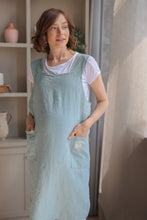 Load image into Gallery viewer, 100% Linen Japanese Apron in Mint