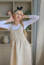 Load image into Gallery viewer, 100% Linen French Apron in Ecru