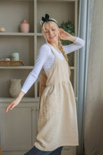 Load image into Gallery viewer, 100% Linen French Apron in Ecru
