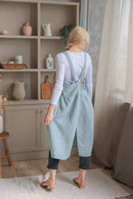 Load image into Gallery viewer, 100% Linen French Apron in Mint