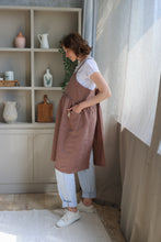 Load image into Gallery viewer, 100% Linen French Apron in Mauve