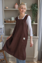 Load image into Gallery viewer, 100% Linen Japanese Apron in Chocolate