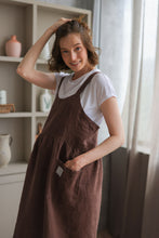 Load image into Gallery viewer, 100% Linen French Apron in Chocolate