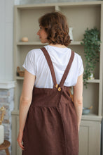 Load image into Gallery viewer, 100% Linen French Apron in Chocolate