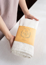 Load image into Gallery viewer, 100 % Linen Tablecloth in Simple White - 55"х79"