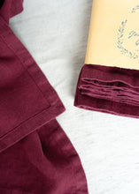 Load image into Gallery viewer, 100% Linen Classic Napkins in Bordeaux - Set of 4