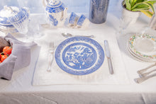 Load image into Gallery viewer, 100% Linen Placemats in Simple White