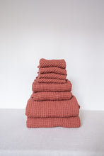 Load image into Gallery viewer, Linen Waffle Face Towel in Peach - Set of 2