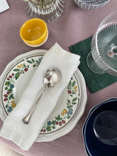 Load image into Gallery viewer, 100% Linen Dessert Napkins in Simply White