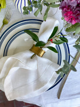 Load image into Gallery viewer, 100% Linen Classic Napkins in Simply White - Set of 4