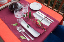 Load image into Gallery viewer, 100% Linen Classic Napkins in Bordeaux - Set of 4