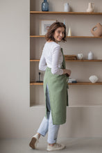 Load image into Gallery viewer, 100% Linen Italian Apron in Thyme