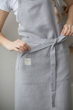 Load image into Gallery viewer, 100% Linen Italian Apron in Light Grey