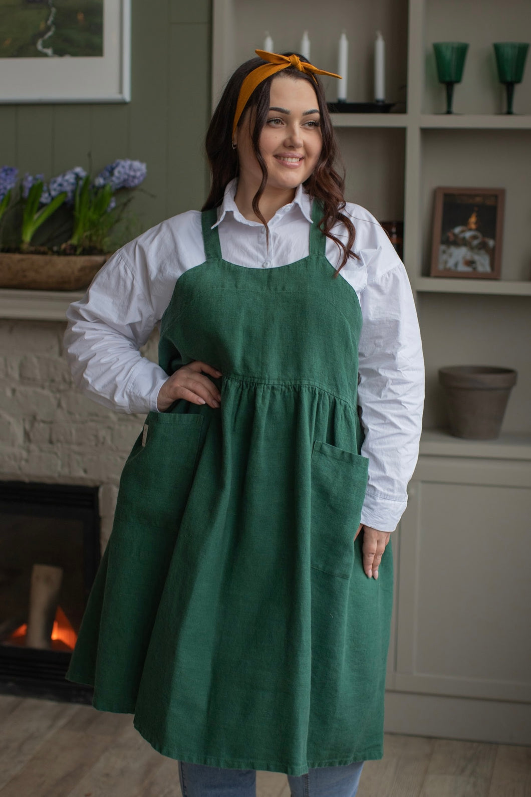 100% Linen French Apron in Pine Green