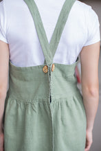 Load image into Gallery viewer, 100% Linen French Apron in Thyme
