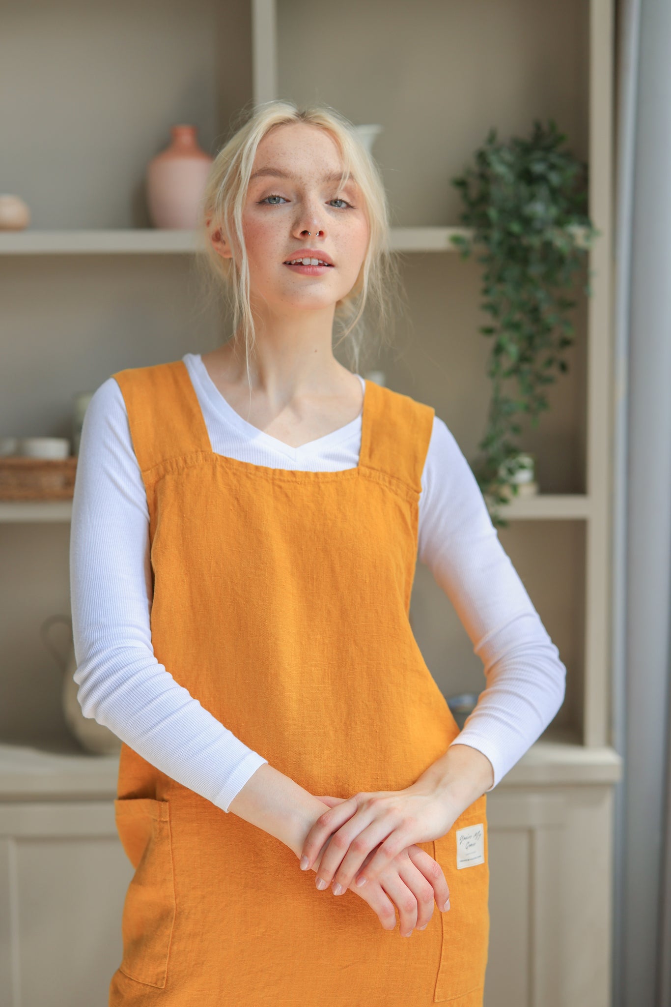 MÅLA Apron with long sleeves, yellow - IKEA