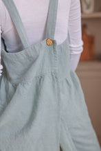 Load image into Gallery viewer, 100% Linen French Apron in Mint
