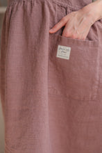 Load image into Gallery viewer, 100% Linen French Apron in Mauve
