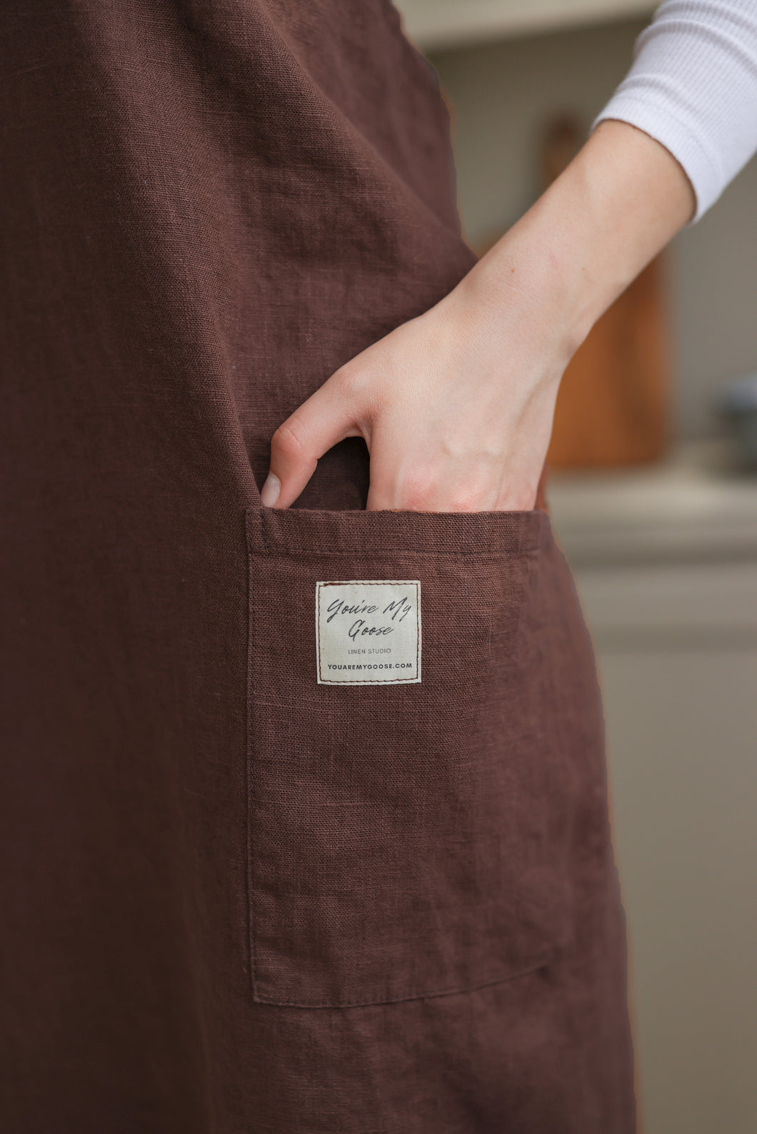 100% Linen Japanese Apron in Chocolate