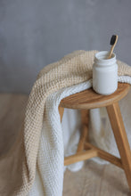 Load image into Gallery viewer, Linen Waffle Bath Towel in White
