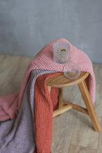 Load image into Gallery viewer, Linen Waffle Bath Towel in Rose
