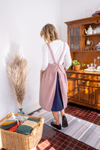 Load image into Gallery viewer, 100% Linen French Apron in Oyster Rose
