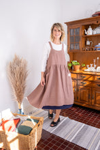 Load image into Gallery viewer, 100% Linen French Apron in Mauve
