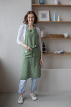 Load image into Gallery viewer, 100% Linen Italian Apron in Thyme
